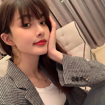 优质真人女生微信头像高清