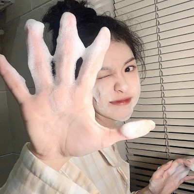 优质真人女生微信头像高清