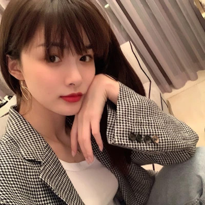 优质真人女生微信头像高清