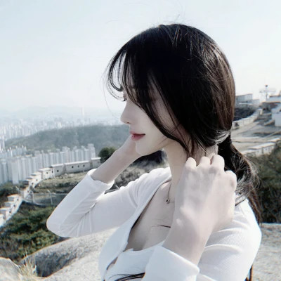 优质真人女生微信头像高清