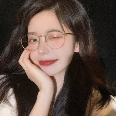 优质真人女生微信头像高清