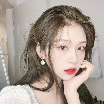 比较真实一点的微信美女头像