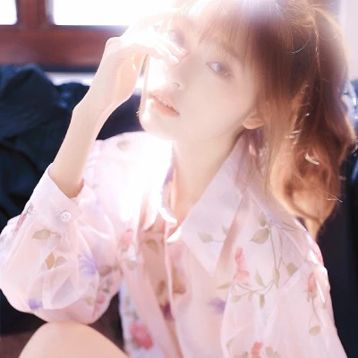 女生简单一点的头像