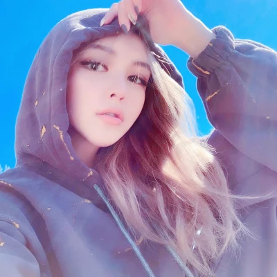 女生简单一点的头像