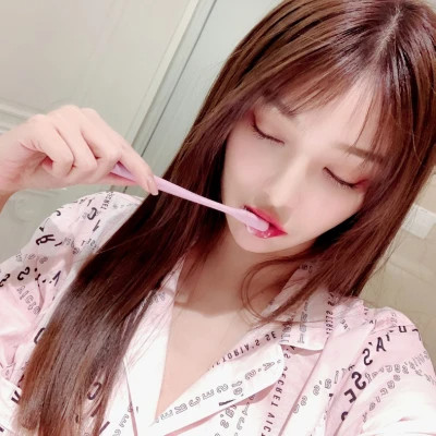 女生简单一点的头像