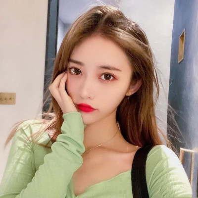 女生简单一点的头像