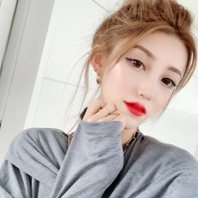 女生简单一点的头像