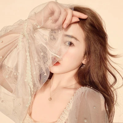 女生简单一点的头像