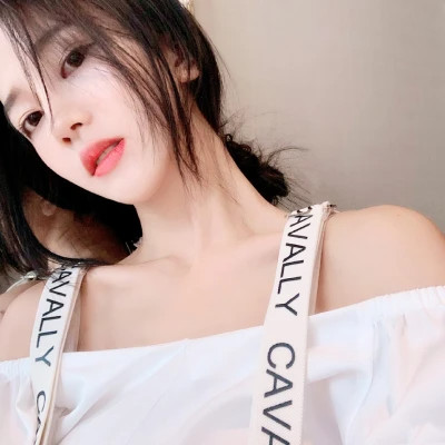 女生简单一点的头像