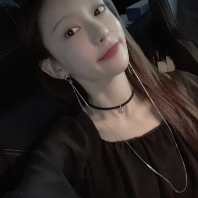 既惊艳又耐看的女生头像