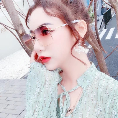 好看的图片女生头像