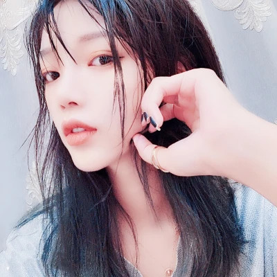 好看的图片女生头像