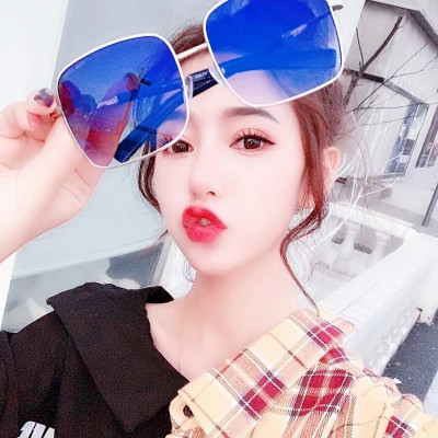 好看的图片女生头像