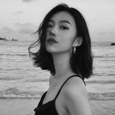 女人霸气御姐范头像黑白