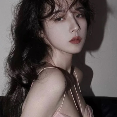 高冷禁欲系御姐女头像