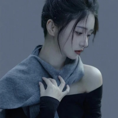 高冷禁欲系御姐女头像