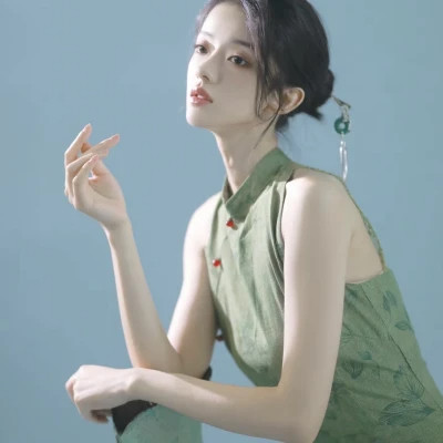 高冷禁欲系御姐女头像