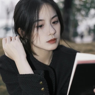 高冷禁欲系御姐女头像
