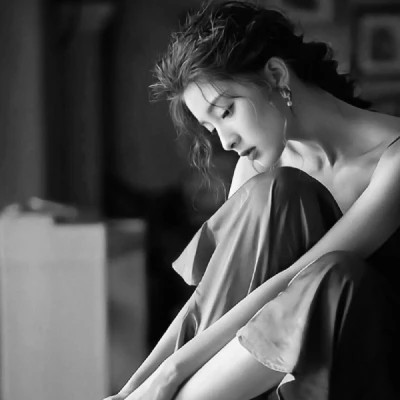 高冷禁欲系御姐女头像