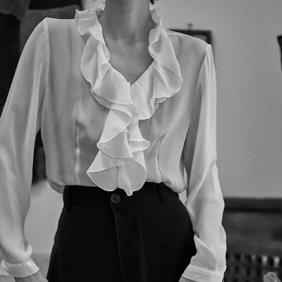 黑白美女高冷头像