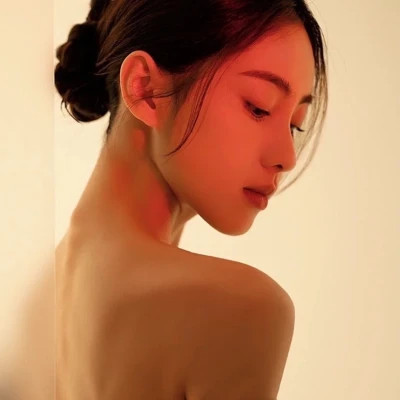 微信女生御姐头像高冷真人