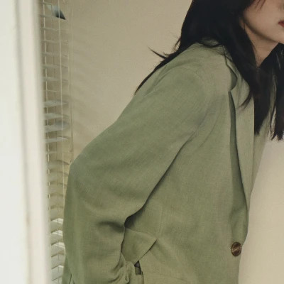 微信女生御姐头像高冷真人
