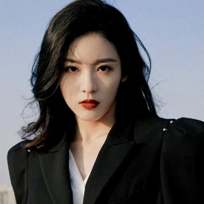 微信女生御姐头像高冷真人