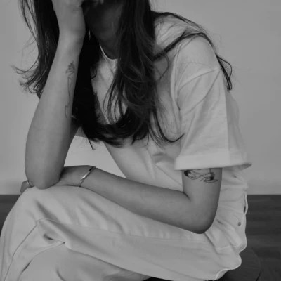黑白系头像女高冷