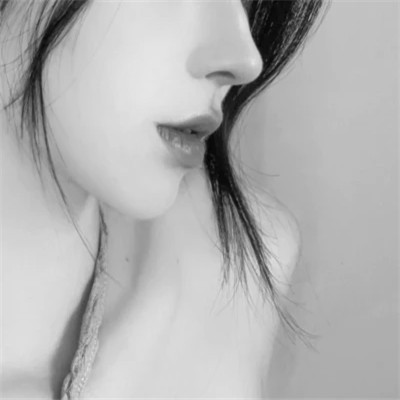 黑白系头像女高冷