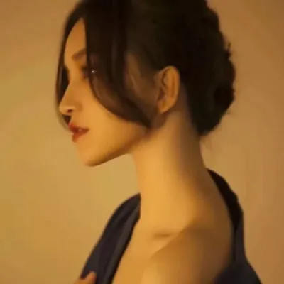 御姐女头像高冷气质