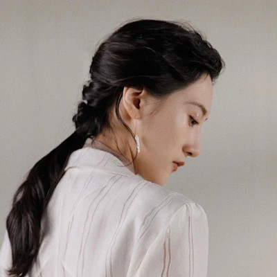 御姐女头像高冷气质