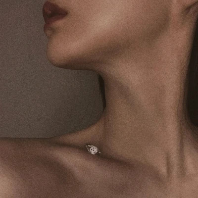 又A又飒的女生头像