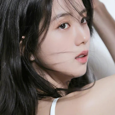 又A又飒的女生头像