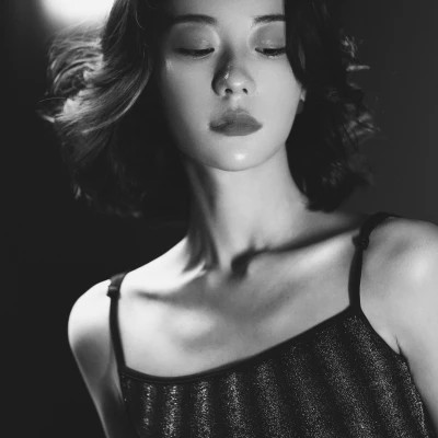 又A又飒的女生头像