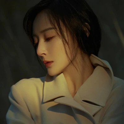 又A又飒的女生头像