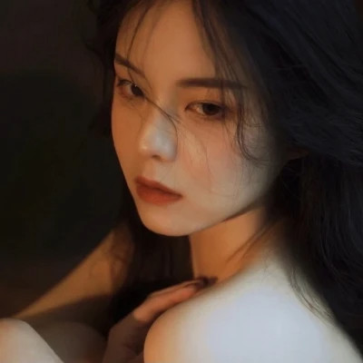 又A又飒的女生头像