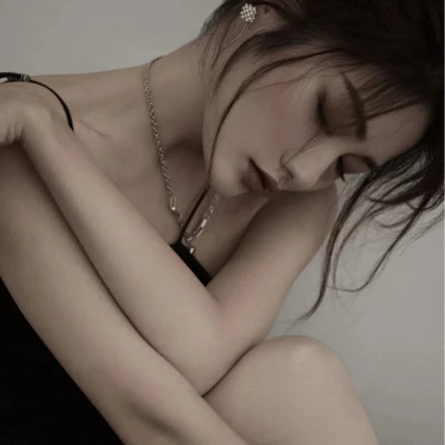 又A又飒的女生头像