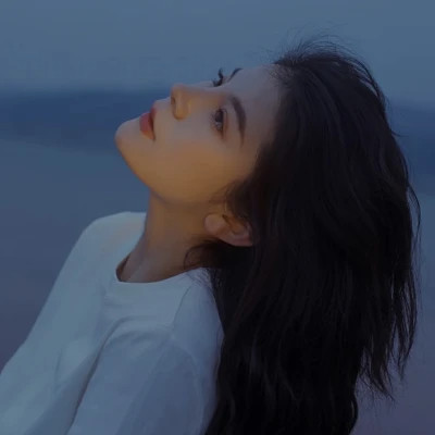 又A又飒的女生头像