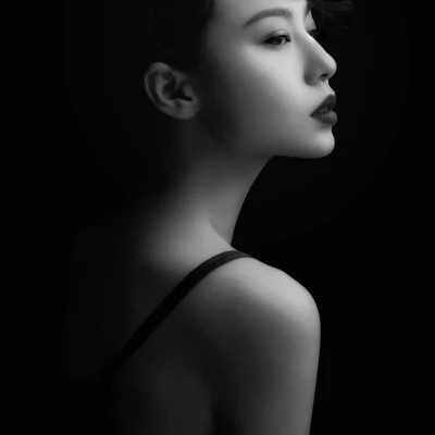 又A又飒的女生头像