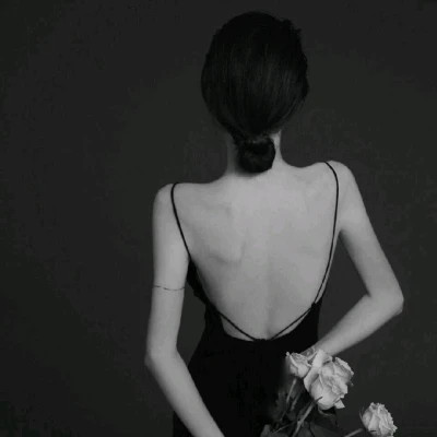 又A又飒的女生头像