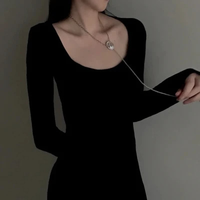 孤傲冷艳淡漠女生头像