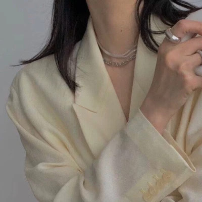 孤傲冷艳淡漠女生头像