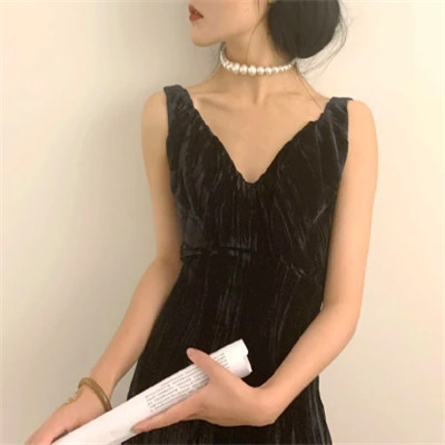 女生不露脸的身材头像