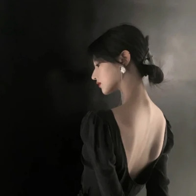 高级感美女头像