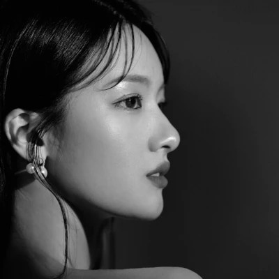 高级感美女头像