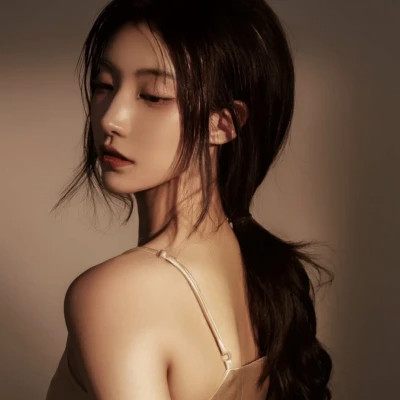 高级感美女头像