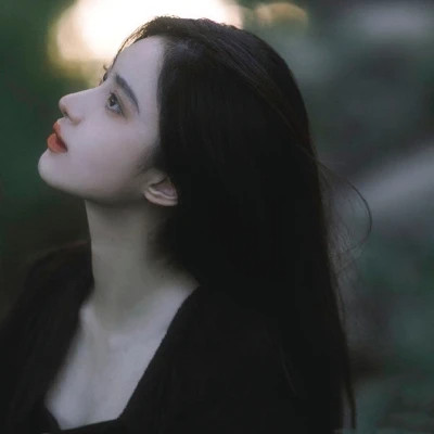 高级感美女头像
