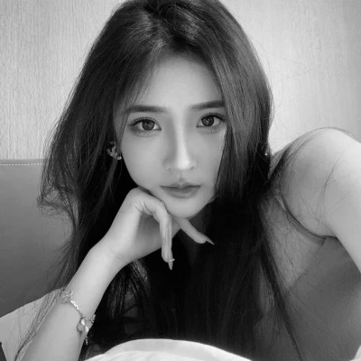 黑白气质美女头像图片