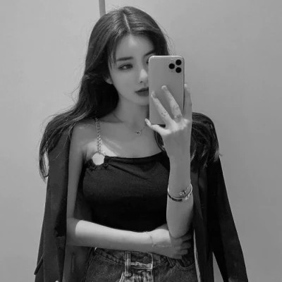 黑白气质美女头像图片