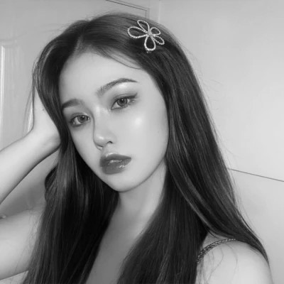 黑白气质美女头像图片